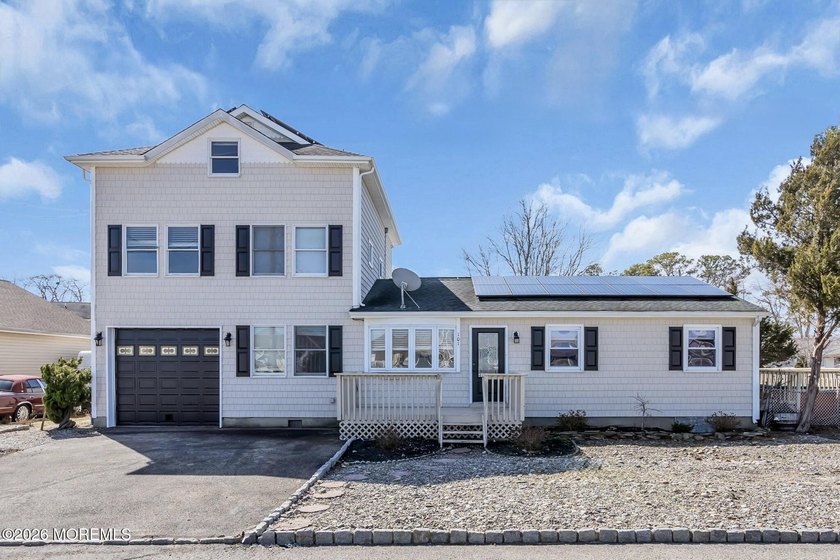 Welcome home to your next primary residence or summer getaway! - Beach Home for sale in Forked River, New Jersey on Beachhouse.com