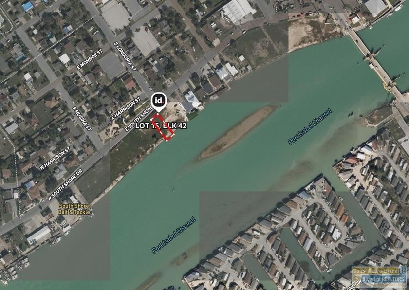 Prime Deep Water 50' x 150' waterfront lot on South Shore Dr in - Beach Lot for sale in Port Isabel, Texas on Beachhouse.com