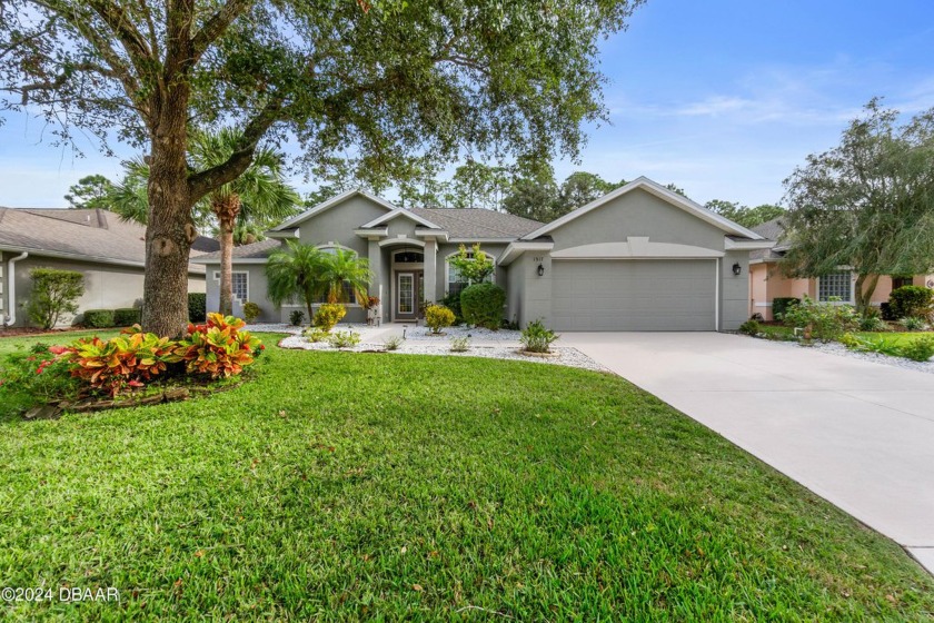 Gorgeous pool home nestled on a quiet street in the highly - Beach Home for sale in Ormond Beach, Florida on Beachhouse.com