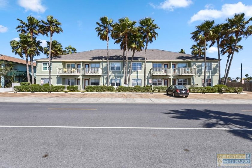 Charming 2-bedroom, 2-bath condo located in South Padre Island - Beach Condo for sale in South Padre Island, Texas on Beachhouse.com