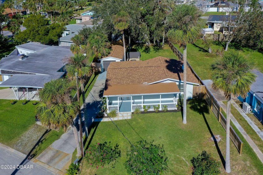 Nestled perfectly between the Intracoastal Waterway and the - Beach Home for sale in Ormond Beach, Florida on Beachhouse.com