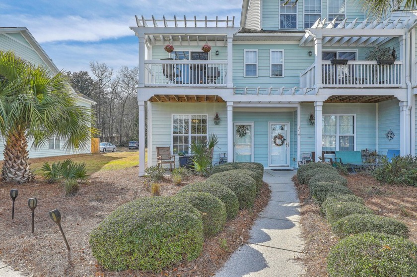 Don't miss the opportunity to make this beautiful lakefront home - Beach Home for sale in Johns Island, South Carolina on Beachhouse.com