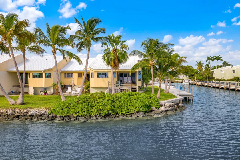 Well-maintained Porpoise Point Condo in a prime location with - Beach Condo for sale in Big Coppitt, Florida on Beachhouse.com