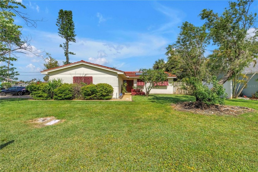 A fantastic opportunity you don't want to miss. Live the dream - Beach Home for sale in Madeira Beach, Florida on Beachhouse.com