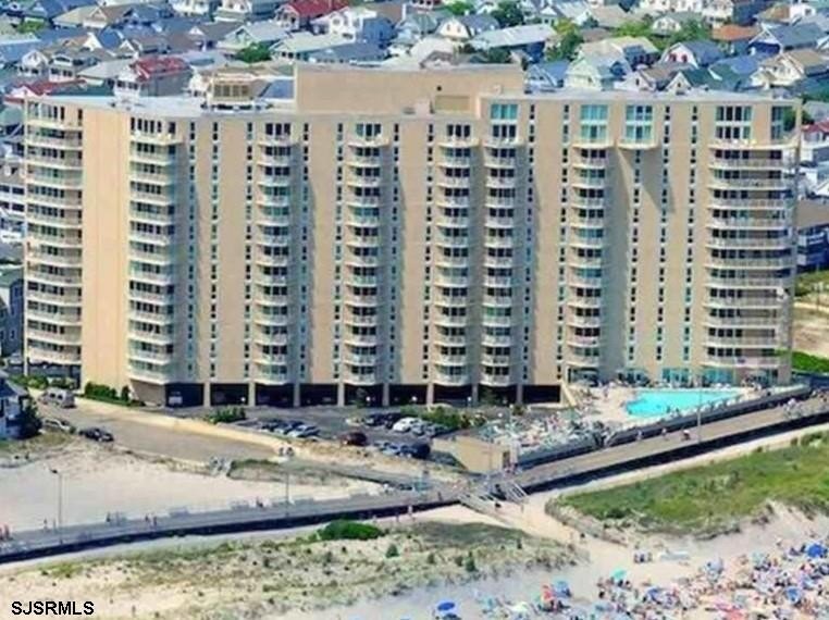 Experience beachfront living at its finest! This well maintained - Beach Condo for sale in Ocean City, New Jersey on Beachhouse.com