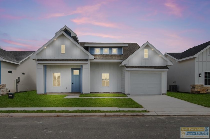 Welcome to coastal living in beautiful Port Isabel, TX! This - Beach Home for sale in Port Isabel, Texas on Beachhouse.com