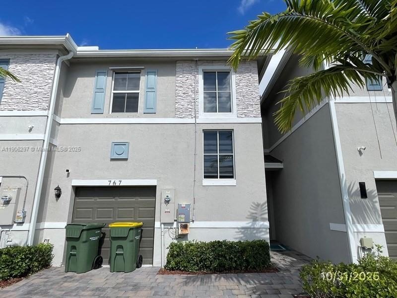 This townhouse is located in a newer community built in 2022 - Beach Townhome/Townhouse for sale in Homestead, Florida on Beachhouse.com