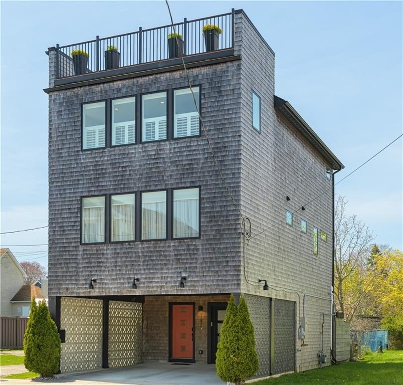 Enjoy living in the center of it all on quaint Boon Street - Beach Condo for sale in Narragansett, Rhode Island on Beachhouse.com