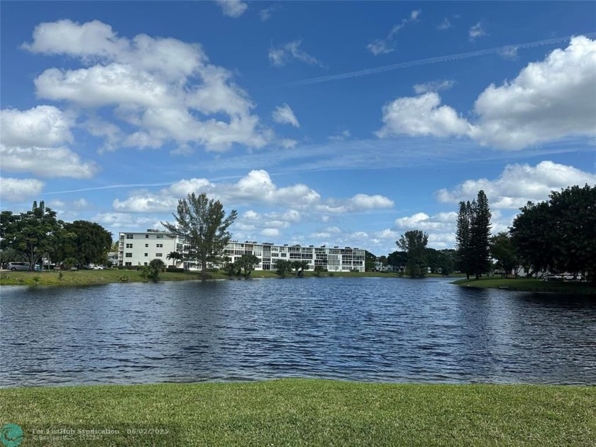 Welcome home to this REMODELED condo in the very desirable - Beach Condo for sale in Deerfield Beach, Florida on Beachhouse.com