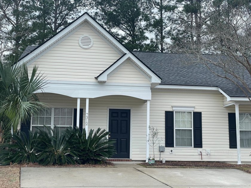 Two bedroom, two bath townhome in need of some love and - Beach Townhome/Townhouse for sale in Hanahan, South Carolina on Beachhouse.com