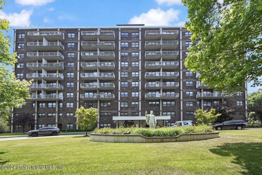 This one bedroom, one-bath apartment, situated in a luxury - Beach Home for sale in Staten Island, New York on Beachhouse.com