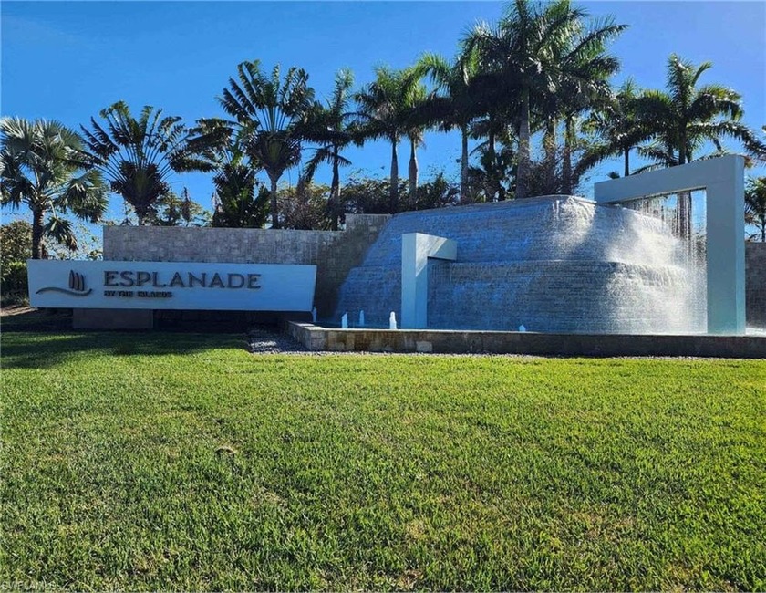 Motivated Seller Discover an exceptional opportunity with this - Beach Home for sale in Naples, Florida on Beachhouse.com