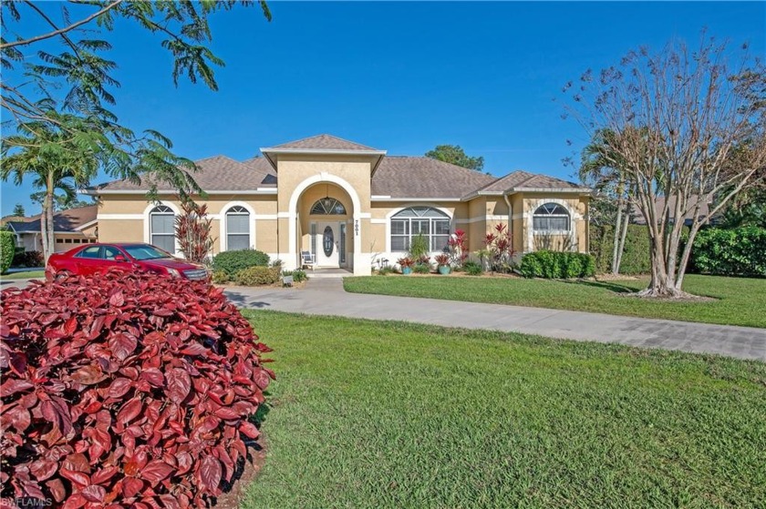 *Discover Your Dream Home in Berkshire Lakes*

This stunning 3 - Beach Home for sale in Naples, Florida on Beachhouse.com