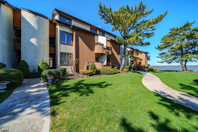 Welcome to 123 Wahoo Drive, a beautifully maintained 3-bedroom - Beach Condo for sale in Ocean City, New Jersey on Beachhouse.com