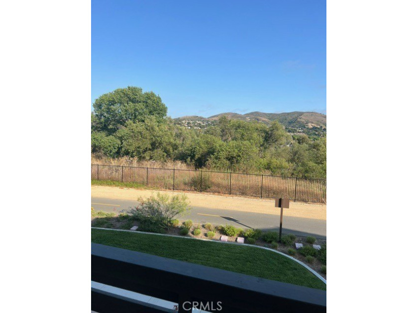 Just beautiful inside & out!Great Location close to absolutely - Beach Townhome/Townhouse for sale in San Juan Capistrano, California on Beachhouse.com