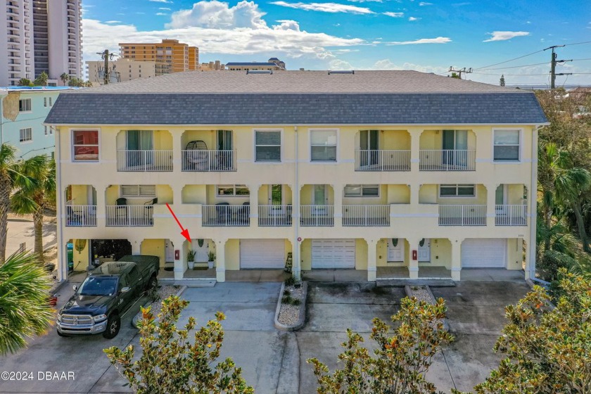 Welcome to your coastal paradise in beautiful Daytona Beach - Beach Condo for sale in Daytona Beach Shores, Florida on Beachhouse.com