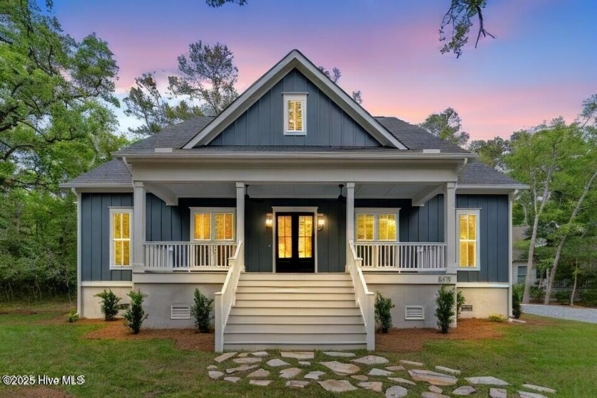 Commanding a premier position at the end of a quiet cul-de-sac - Beach Home for sale in Southport, North Carolina on Beachhouse.com