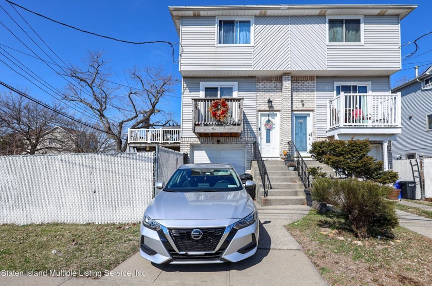 Welcome to this beautiful corner property, 3 stories above - Beach Home for sale in Staten Island, New York on Beachhouse.com