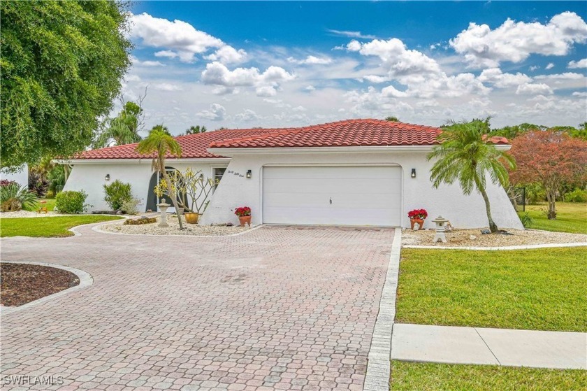 LARGE PRICE REDUCTION! This is an incredible value for this - Beach Home for sale in North Fort Myers, Florida on Beachhouse.com