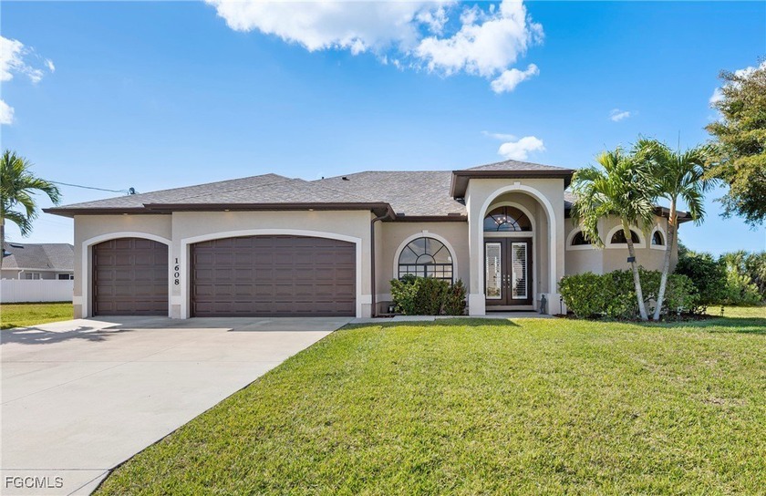 Seller is motivated and willing to contribute to buyer closing - Beach Home for sale in Cape Coral, Florida on Beachhouse.com