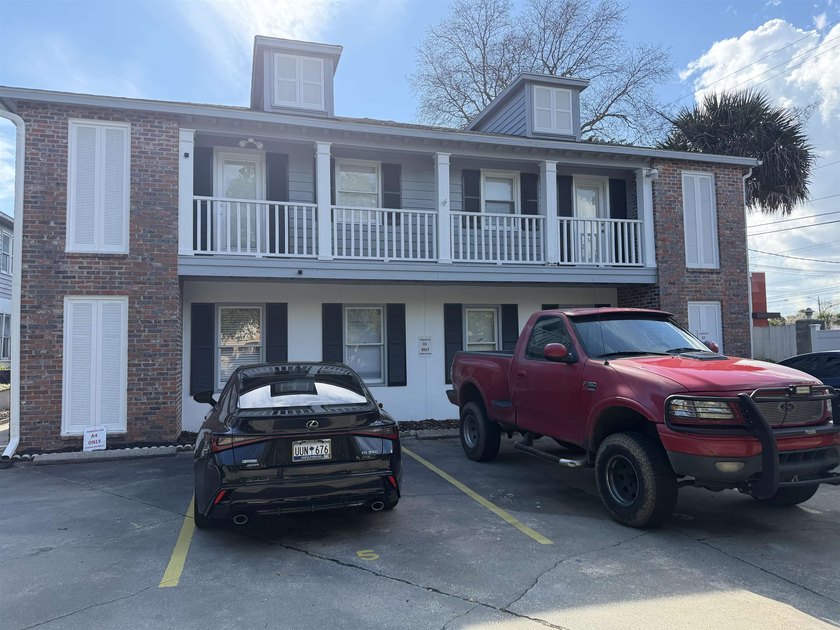This townhouse comes fully furnished, only one block from the - Beach Condo for sale in Myrtle Beach, South Carolina on Beachhouse.com