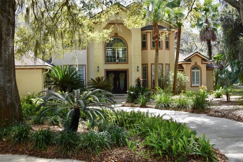 Welcome to this grand two story home in the beautiful tree-lined - Beach Home for sale in Fernandina Beach, Florida on Beachhouse.com