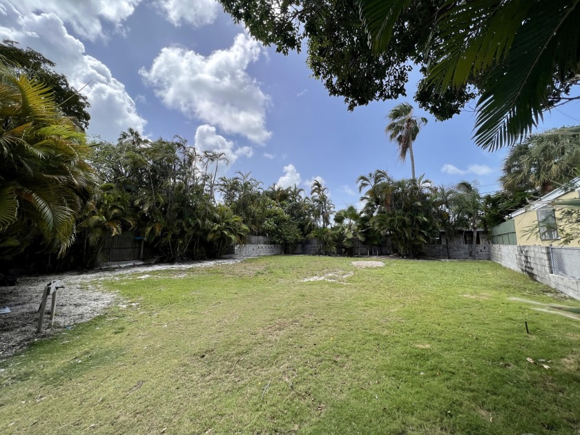 Desirable West Mid Town location provides a quiet neighborhood - Beach Lot for sale in Key West, Florida on Beachhouse.com