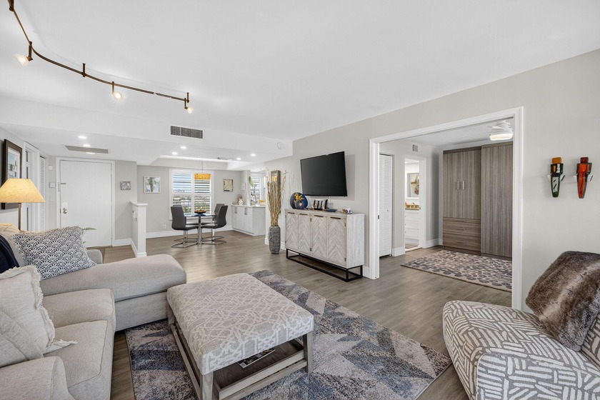 Exquisitely updated 2BR/2BA residence in the sought-after - Beach Condo for sale in Delray Beach, Florida on Beachhouse.com