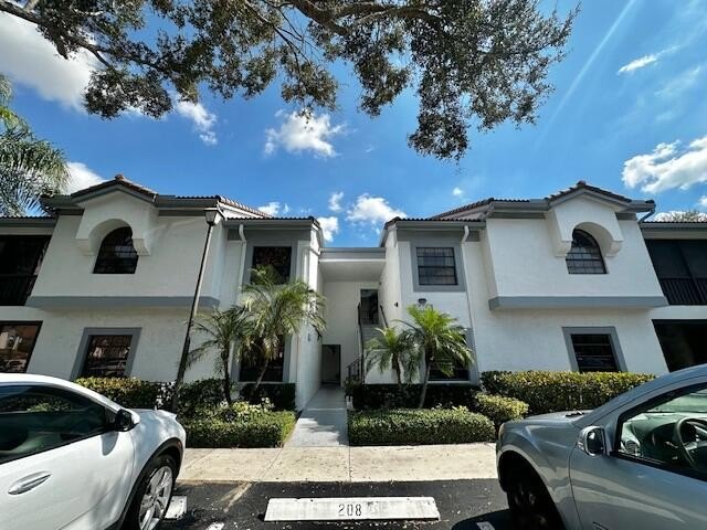 Discover this charming and quaint first floor Imperiale Model - Beach Condo for sale in Boynton Beach, Florida on Beachhouse.com