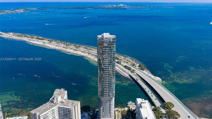 BEST LINE IN THE BUILDING. The most sought-after corner line - Beach Condo for sale in Miami, Florida on Beachhouse.com