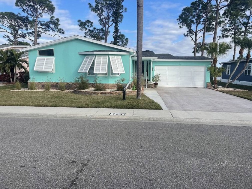 The Lot Rent for this home is $1,342.00/monthly.    What a view! - Beach Home for sale in North Fort Myers, Florida on Beachhouse.com