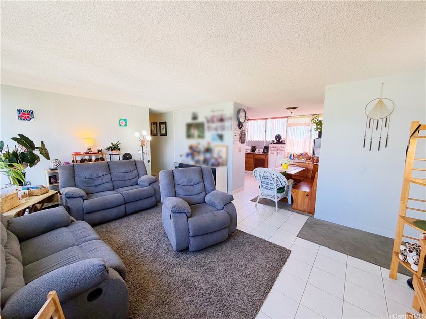 Discover the perfect blend of comfort, convenience, and rarity - Beach Condo for sale in Honolulu, Hawaii on Beachhouse.com