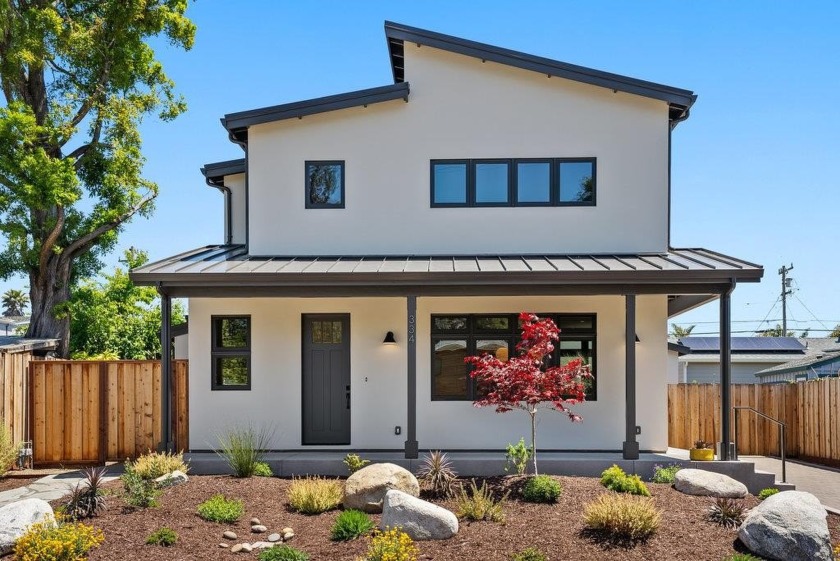 A Rare Offering in the Heart of Pleasure Point. Quality New - Beach Home for sale in Santa Cruz, California on Beachhouse.com
