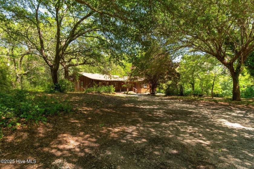 Experience the perfect blend of coastal charm and peaceful - Beach Home for sale in Sneads Ferry, North Carolina on Beachhouse.com