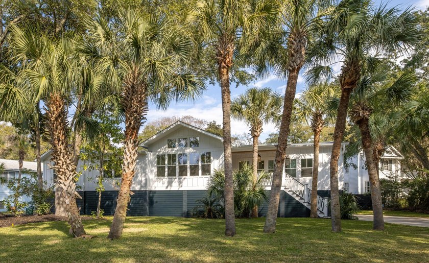 Just Completed Luxury Renovation in the Heart of Isle of Palms! - Beach Home for sale in Isle of Palms, South Carolina on Beachhouse.com