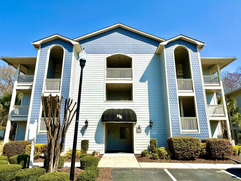 Imagine living in this stunning, well-kept condo in a gated - Beach Condo for sale in Little River, South Carolina on Beachhouse.com
