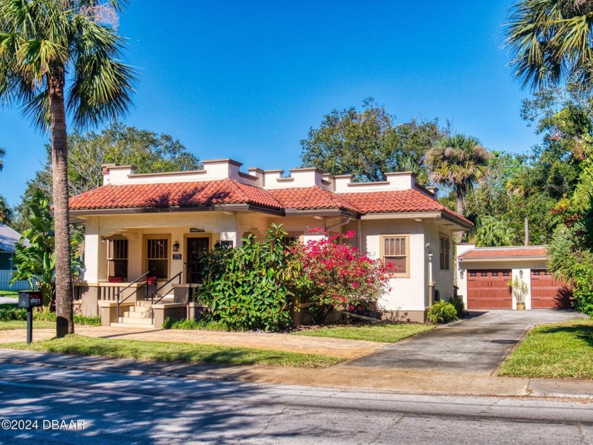 Nestled in the heart of New Smyrna Beach's vibrant historic - Beach Home for sale in New Smyrna Beach, Florida on Beachhouse.com