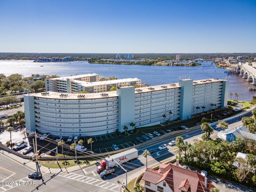 BEEN THINKING ABOUT SITTING ON A BEAUTIFUL WHITE SANDY BEACH - Beach Condo for sale in Daytona Beach, Florida on Beachhouse.com