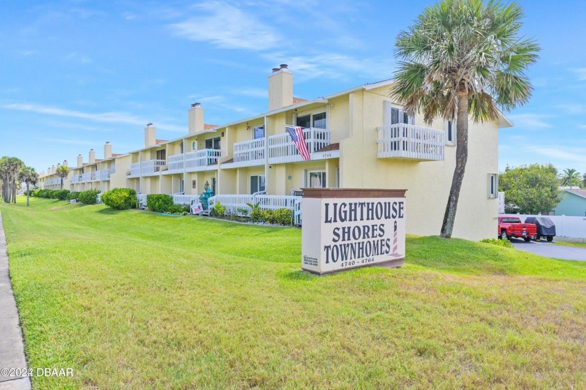 Beautiful Ponce Inlet OCEANVIEW Townhome 2 min. walk to beach! 2 - Beach Condo for sale in Ponce Inlet, Florida on Beachhouse.com