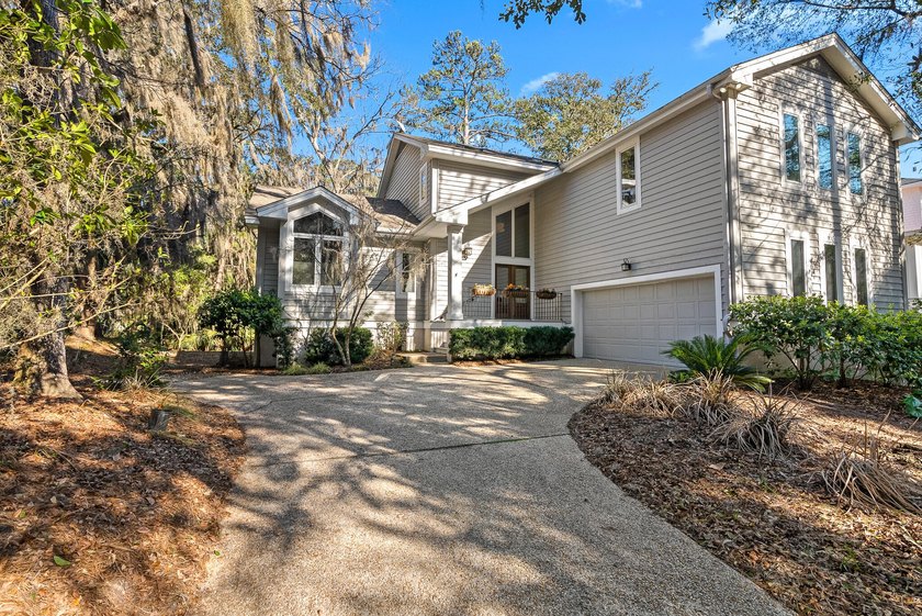 This impeccably maintained & elegantly presented lagoon front - Beach Home for sale in Seabrook Island, South Carolina on Beachhouse.com