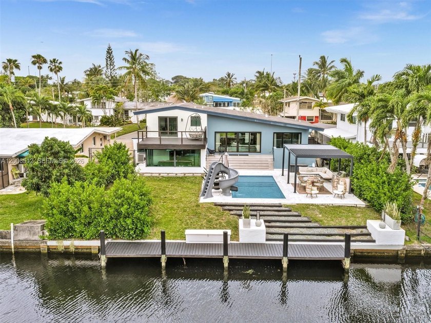 Fully remodeled waterfront residence offering direct ocean - Beach Home for sale in Fort Lauderdale, Florida on Beachhouse.com