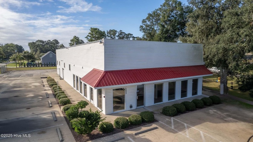 Showroom/Office space and conditioned warehouse space located on - Beach Lot for sale in Ocean Isle Beach, North Carolina on Beachhouse.com