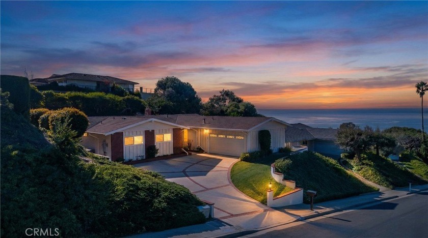Coastal living at its best...walking distance from the - Beach Home for sale in Rancho Palos Verdes, California on Beachhouse.com