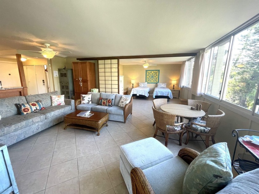 Haleakala Shores A-310 is a beautifully updated and spacious - Beach Condo for sale in Kihei, Hawaii on Beachhouse.com