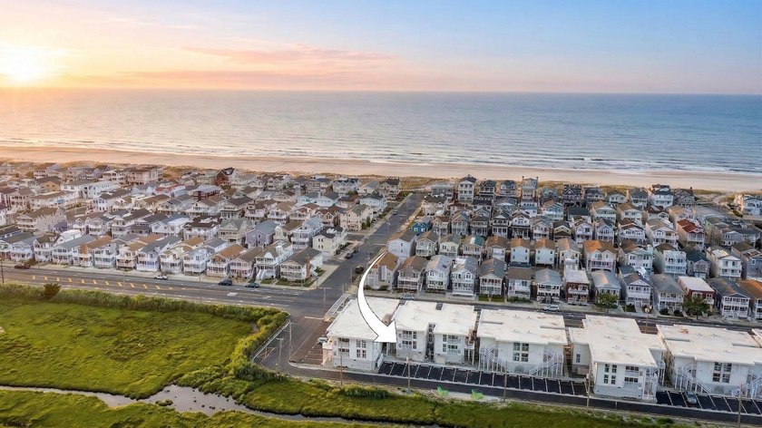 *OCEANAIRE NORTH * ONLY CONDO AVAILABLE * 2 BEDROOM 1 BATH * - Beach Condo for sale in Ocean City, New Jersey on Beachhouse.com