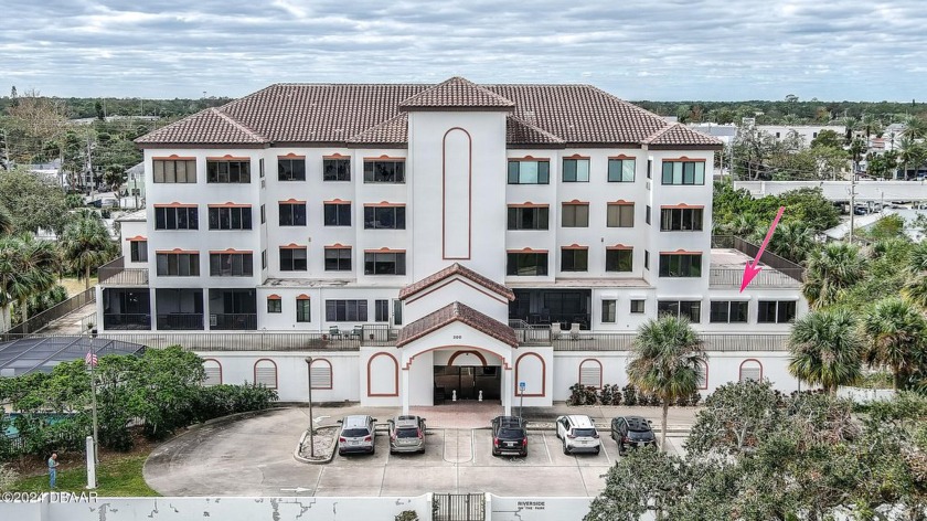 Riverside On The Park Condominium offers an exclusive location - Beach Condo for sale in New Smyrna Beach, Florida on Beachhouse.com