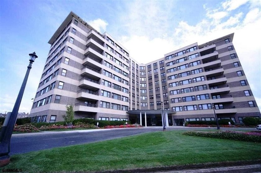 Experience beachfront living in this beautiful studio located - Beach Condo for sale in Atlantic City, New Jersey on Beachhouse.com