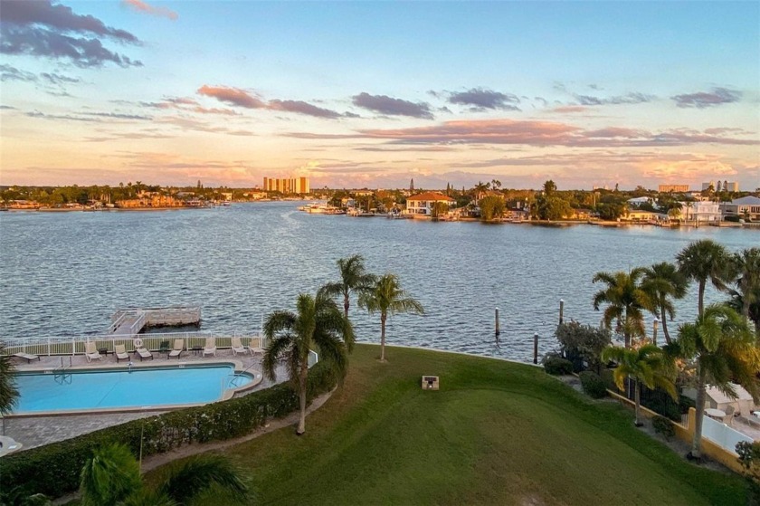 EXCEPTIONAL* PRIME LOCATION, We're into the season. KEEP THE - Beach Home for sale in Treasure Island, Florida on Beachhouse.com
