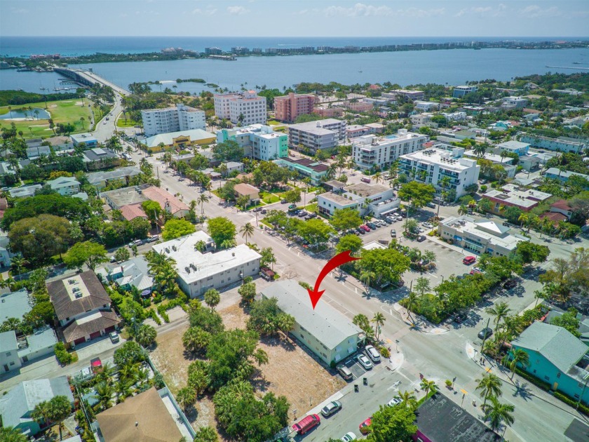 EXCELLENT INVESTMENT AND EXCELLENT LOCATION! GREAT BUILDING WITH - Beach Condo for sale in Lake Worth Beach, Florida on Beachhouse.com