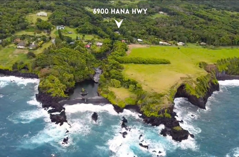 Welcome to Papalani - where the idyllic Hana coastline meets an - Beach Home for sale in Hana, Hawaii on Beachhouse.com